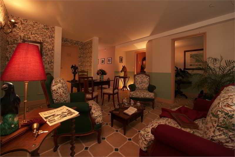 Logis Hotel Le Boudoir Belves Ngoại thất bức ảnh