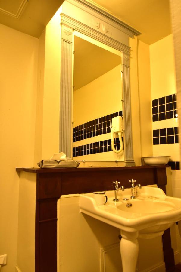 Logis Hotel Le Boudoir Belves Ngoại thất bức ảnh